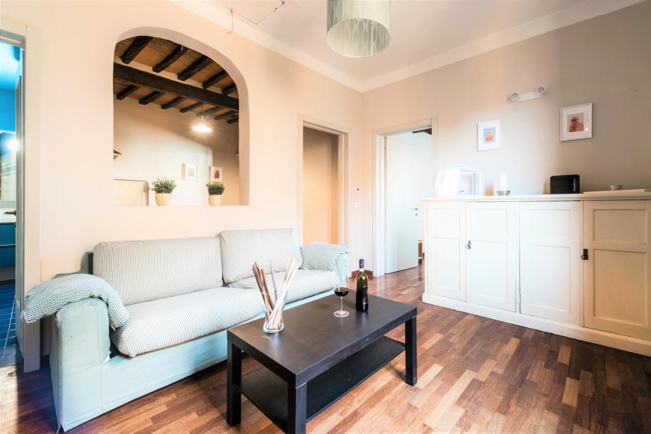 Hostly - La Pera Suite Apartment - 2 Bedrooms, Full Center Πίζα Εξωτερικό φωτογραφία